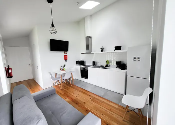 Joao De Oliveira Dom wakacyjny *